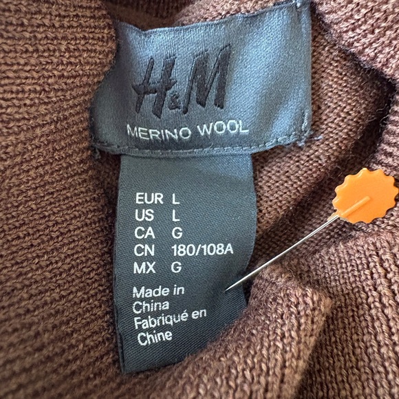 H&M Merino Wool Turtle Neck Brown Sweater Size L Office Career Minimalist Cabin - Picture 2 of 7